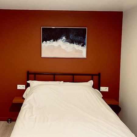 Gignac - Superbe Cocon Independant Avec Balneo Et Jardin Apartment Ngoại thất bức ảnh